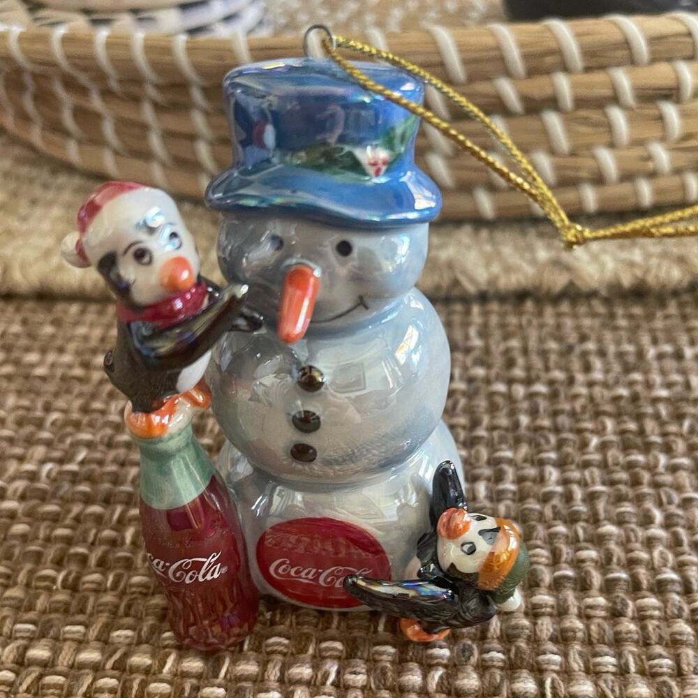 Vintage Cocal Cola Christmas ornament snowman & penguins 2003